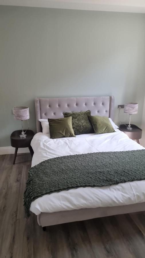 Jasmin Apartments - Luxury 1 & 2 Bedroom Units With Free Parking Bushey Ngoại thất bức ảnh